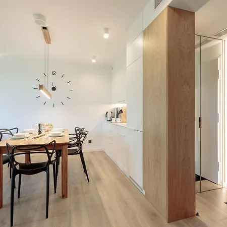 Apartament Baltic Blues Z Dostępem Do Basenów,strefy Saun,jacuzzi - Pinea - Sannel For Rent Pobierowo