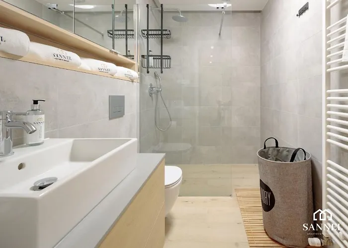 Baltic Blues Z Dostępem Do Basenów,strefy Saun,jacuzzi - Pinea - Sannel For Rent Apartament Pobierowo