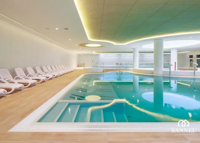 Baltic Blues Z Dostępem Do Basenów,strefy Saun,jacuzzi - Pinea - Sannel For Rent Pobierowo